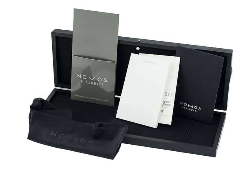 Nomos Glashutte Metro Datum 1102